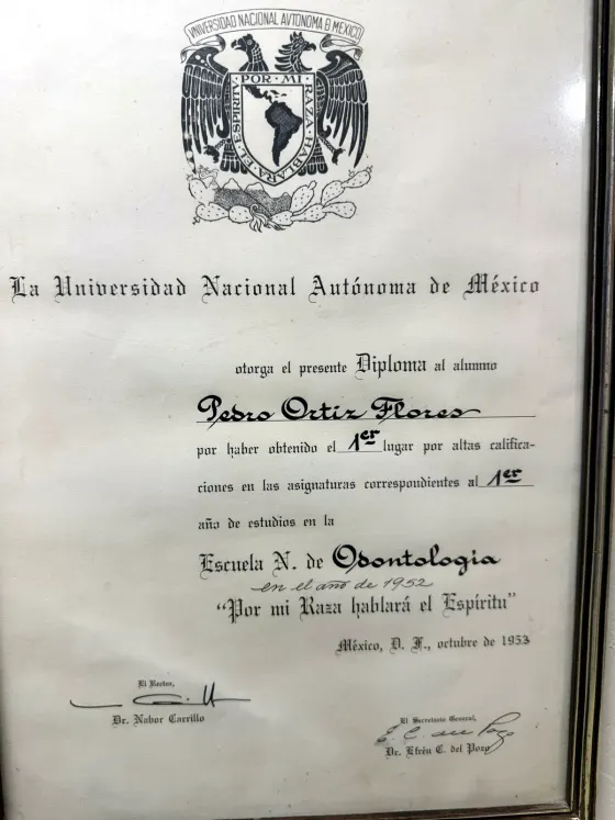 Dr. Pedro Ortiz Flores (padre) · Escuela Nacional de Odontología, UNAM